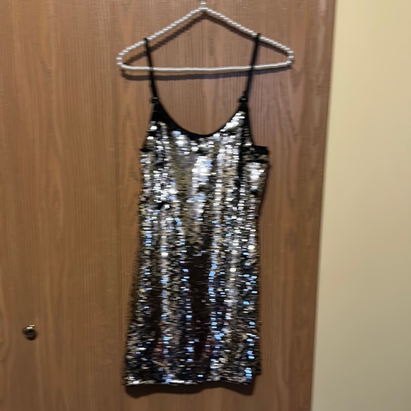 Classic black and silver sequin mini dress - Picture 1 of 9